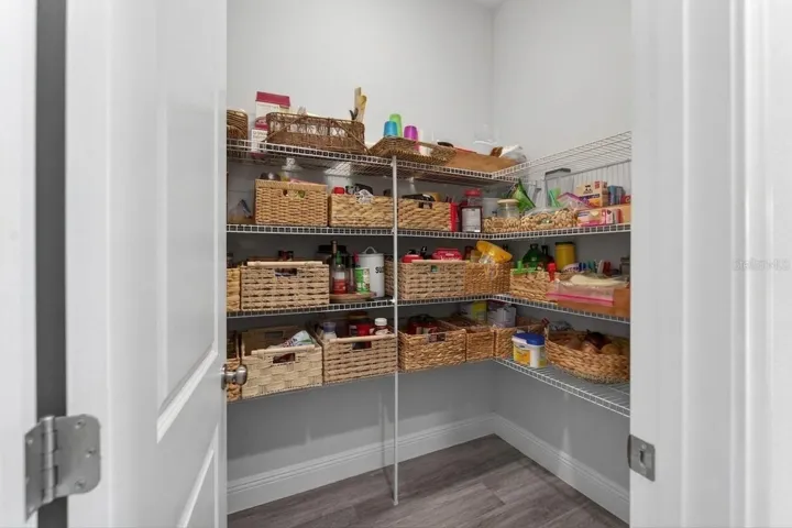 Walk-in Pantry