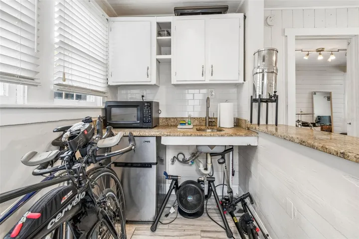 Detached Apartment