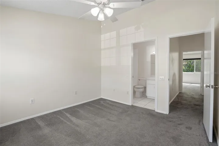 2nd bedroom with en-suite