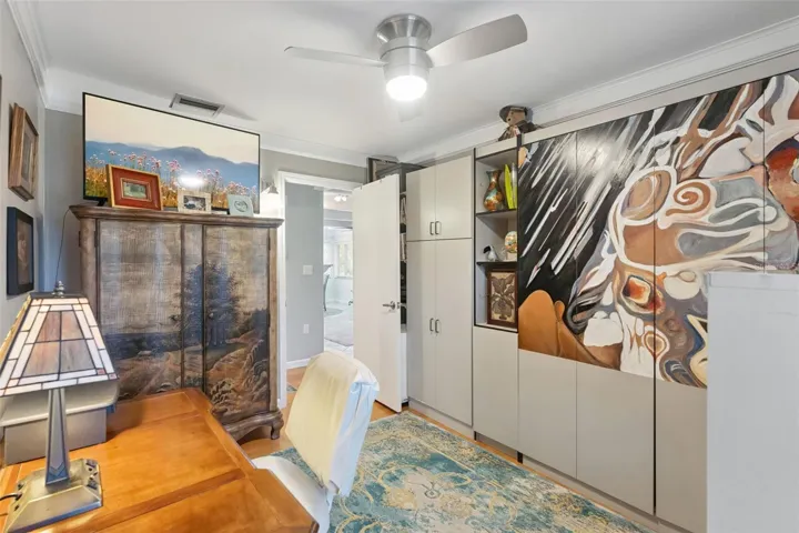 Bedroom 3 w/Built-In Murphy Bed/Shelving Unit