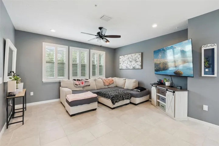 2nd floor living