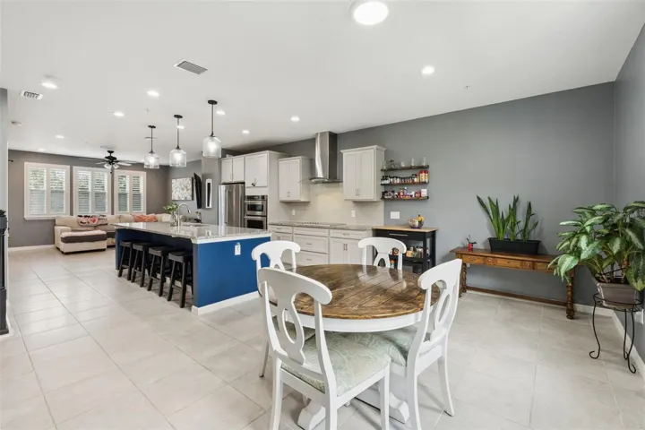 2nd floor dining