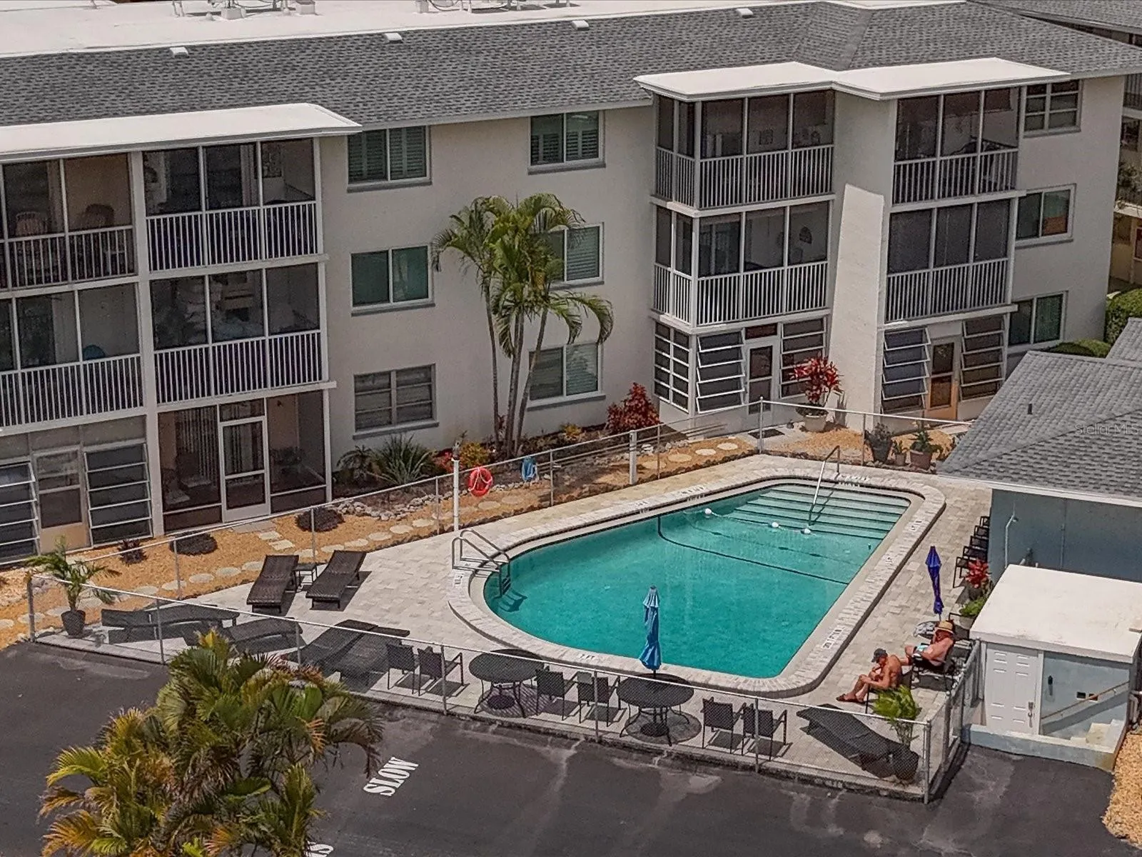 Community pool
