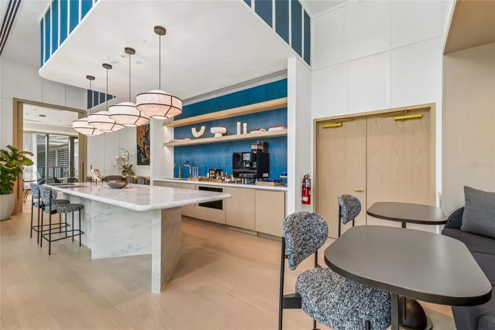 Breakfast area