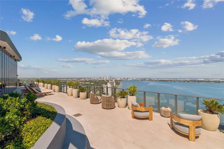 Rooftop open deck