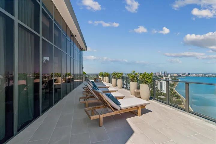 Rooftop open deck