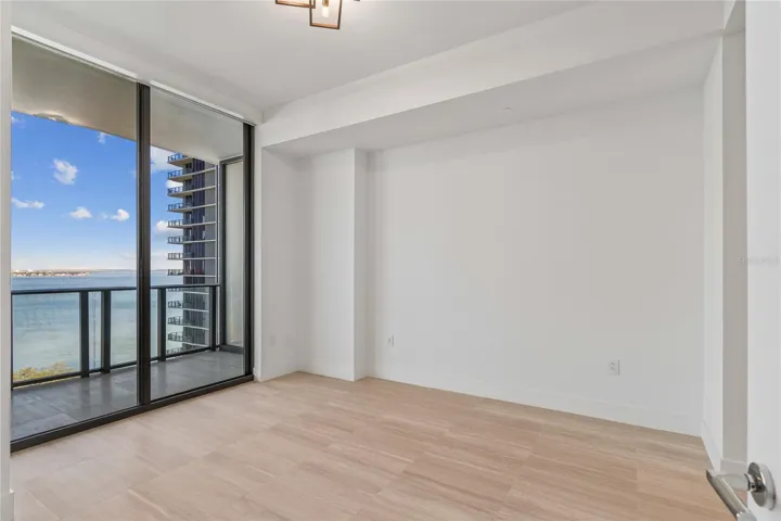Secondary bedroom