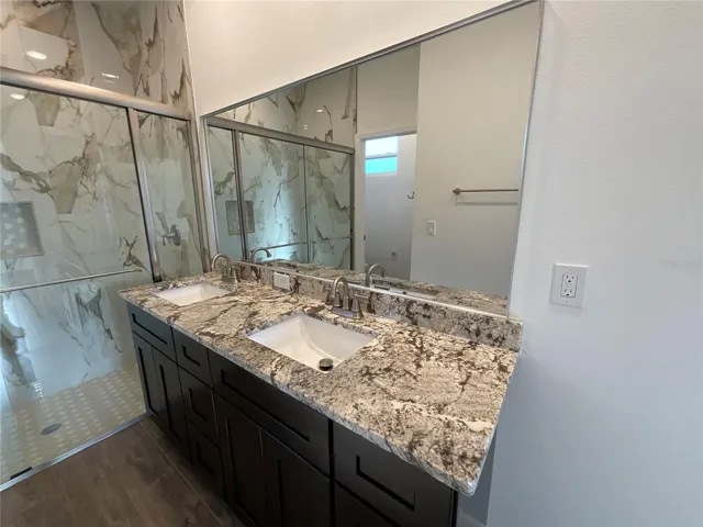 Double vanity