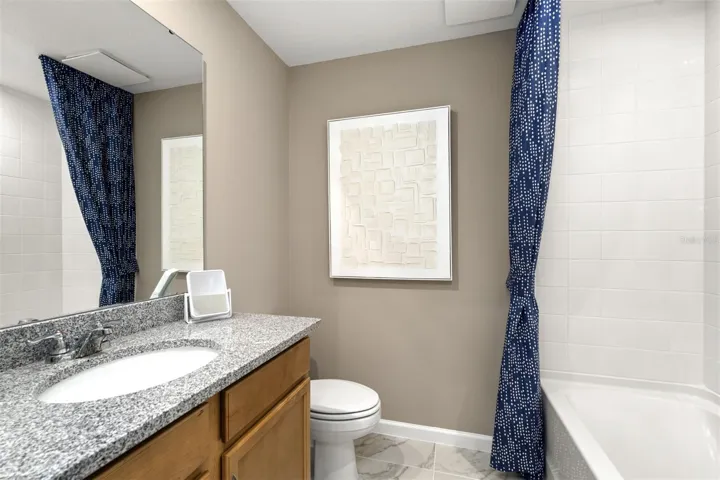 Meridian Parks Aurora Model Bathroom 2