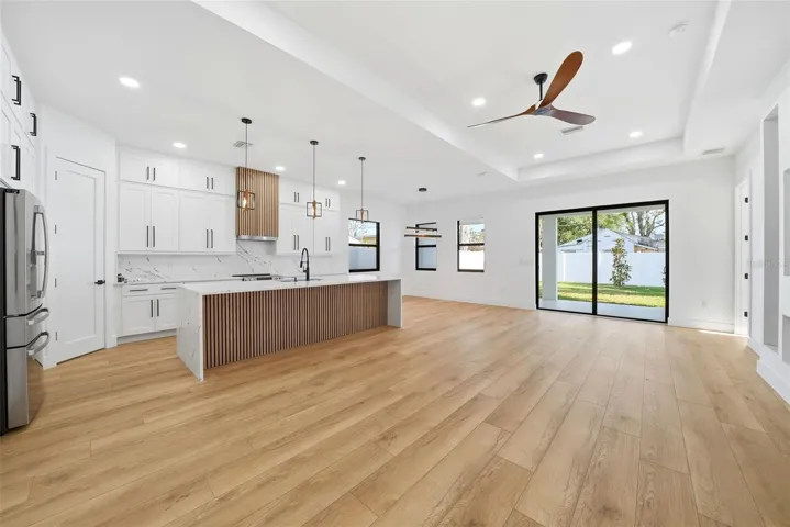 Living, Kitchen