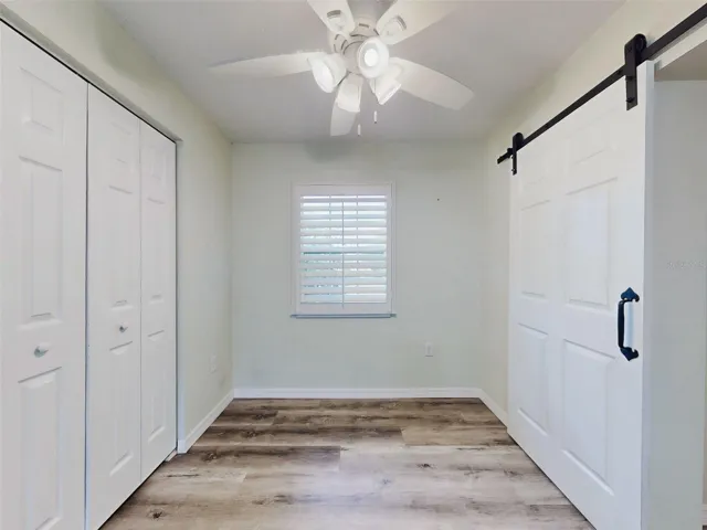 Master Bedroom Sitting area