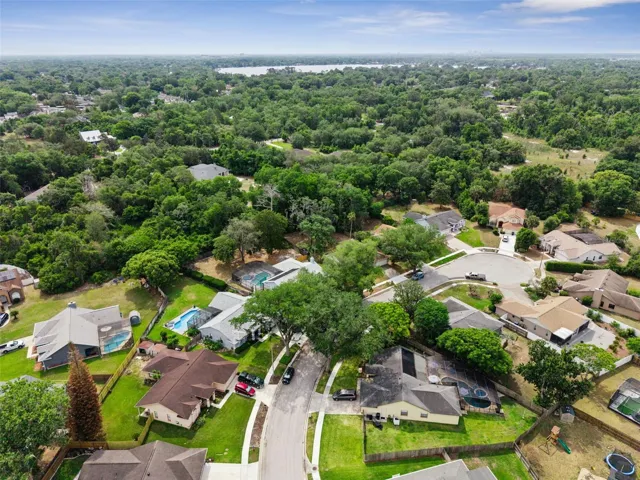 Aerial view of cul de sac