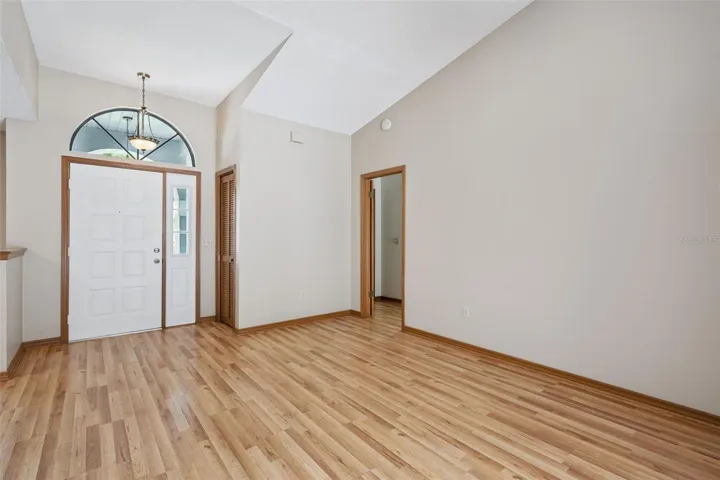 Vaulted ceilings and no carpet!