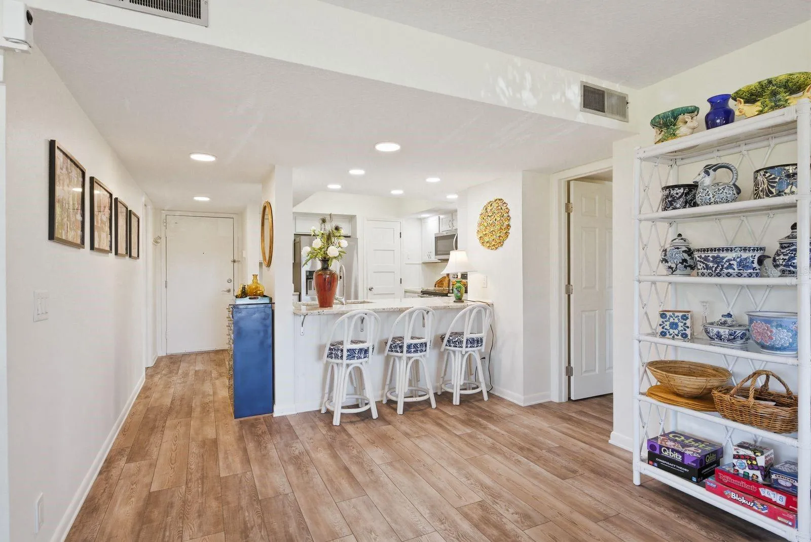 Breakfast Bar