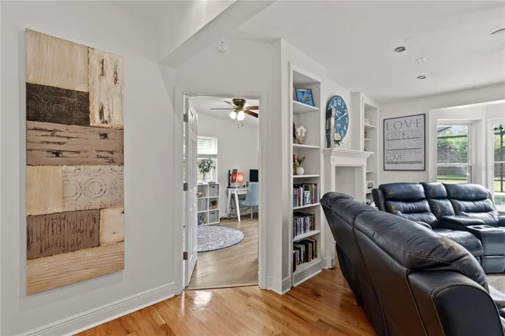 4th Bedroom/ Office