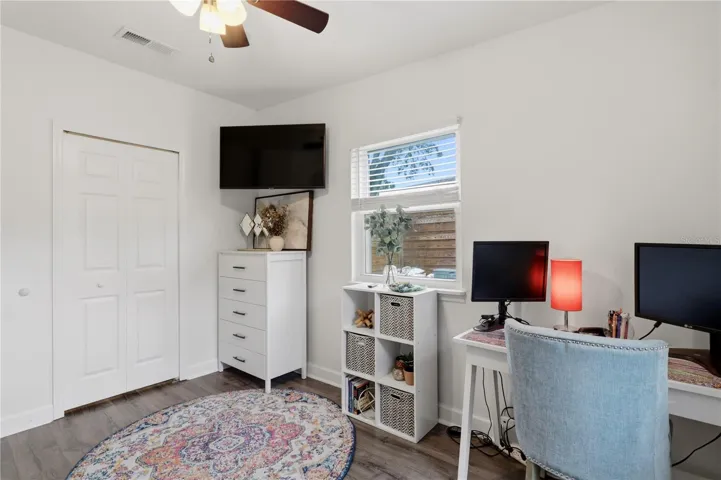 4th Bedroom/ Office