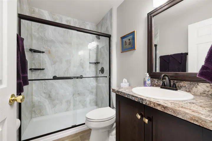 2nd Bathroom
