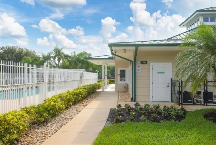 Tara Preserve Pool/Clubhouse