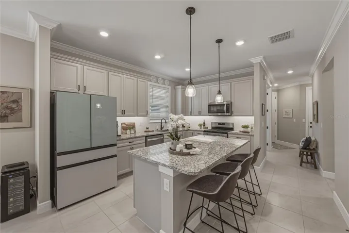 Upgraded Solid Wood Cabinets, Dove Tail Construction. Soft Close Drawers with Crown Molding