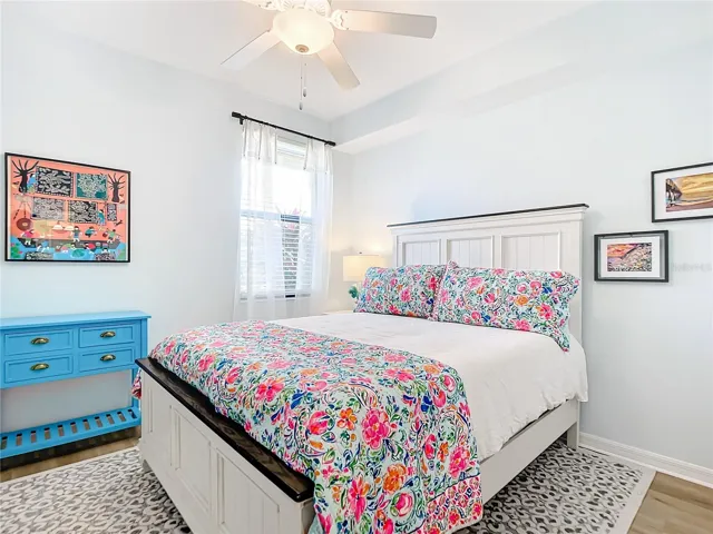 2nd bedroom