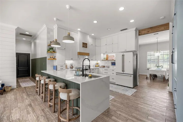Gourmet Kitchen