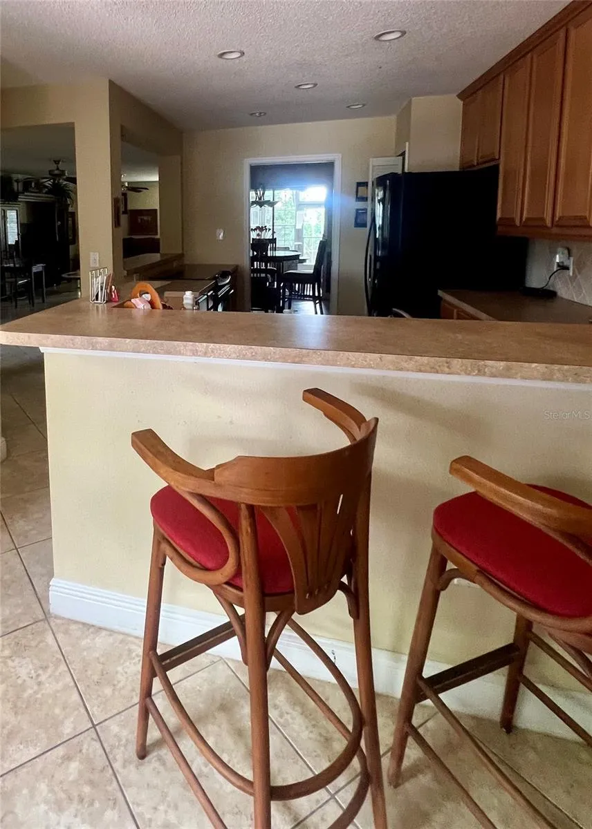 Breakfast bar