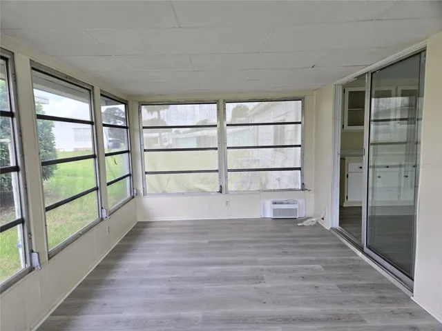 sunroom / bonus room