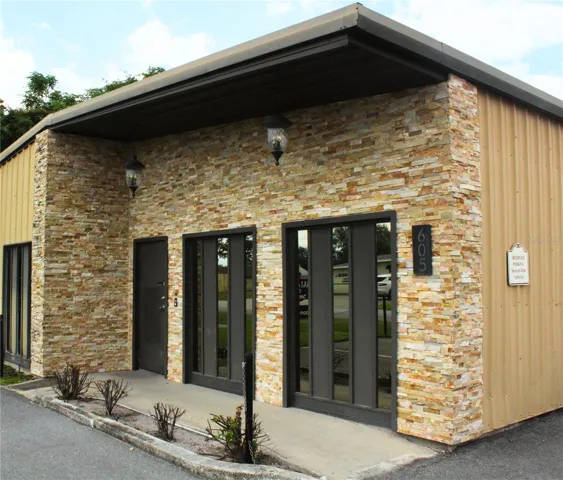 Private Entrance