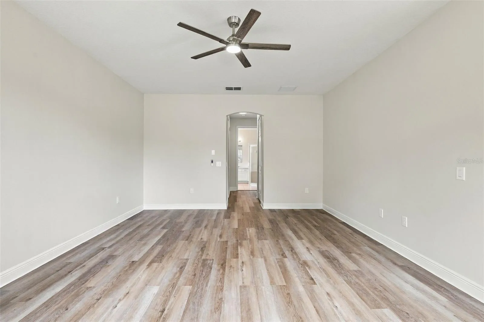 Primary Suite - Bedroom (downstairs)