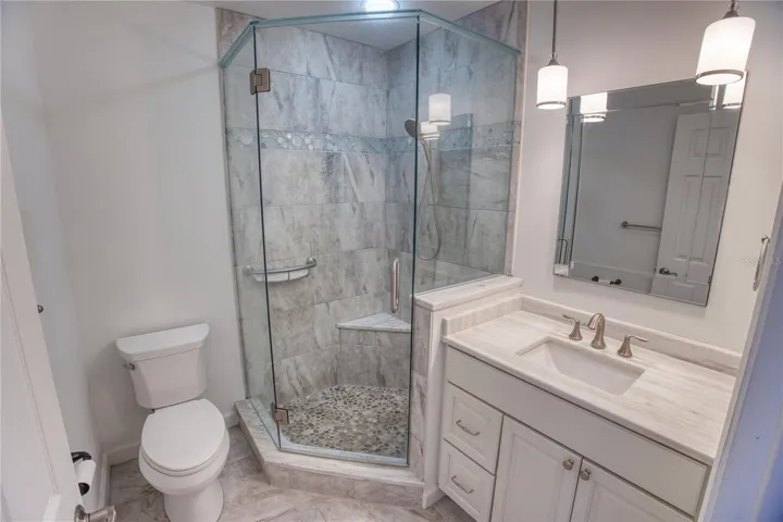 bath 2, bathroom for bed 1