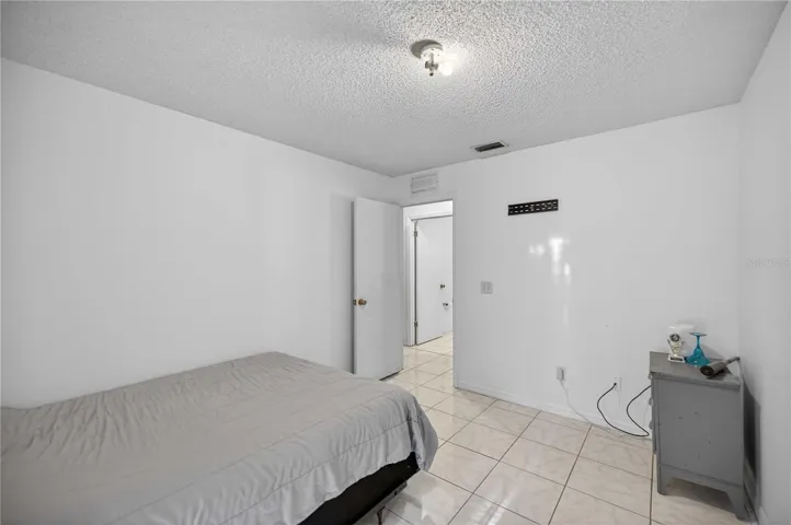 Bedroom #1