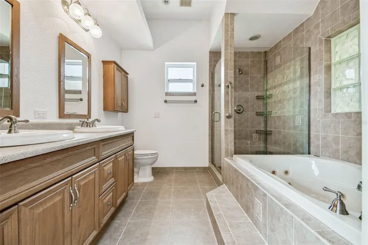 Dual Sinks