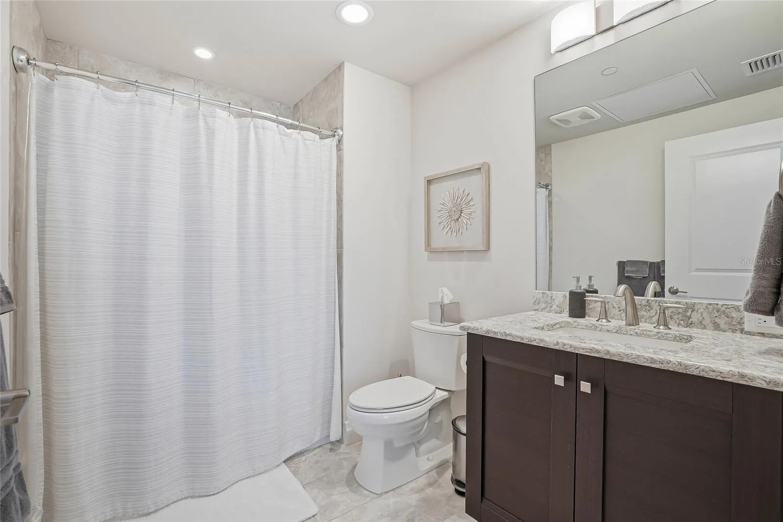 Ensuite bathroom for guest room #2
