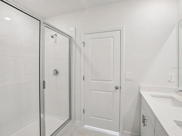 Interior photos are not of the actual home but are photos of the builder home with the same floorplan with similar interior finishes and features.