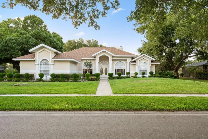 Welcome to 13603 Sunset Lakes Circle