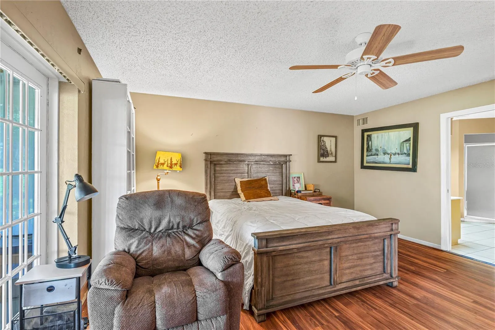 Direct Access to Florida Room