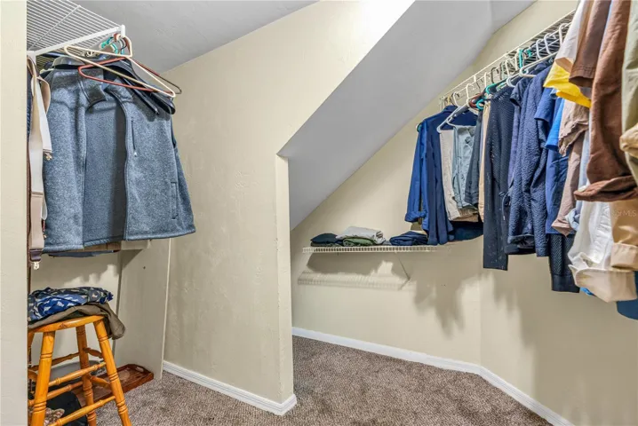 Luxurious Primary Walk in Closet
