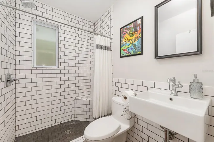 Guest/In-Law Bath