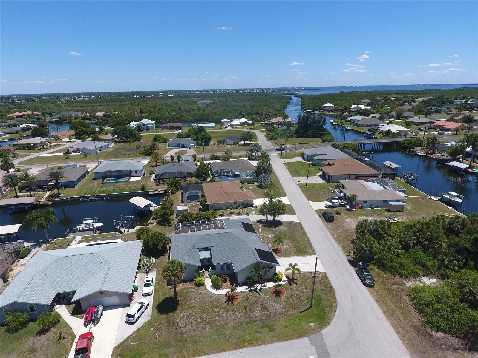 Overhead waterway