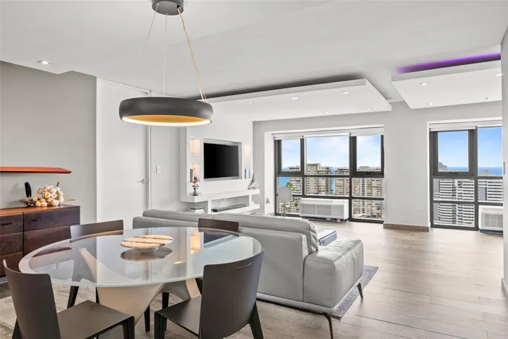 Gallery Plaza 22nd floor Dining & Living Room