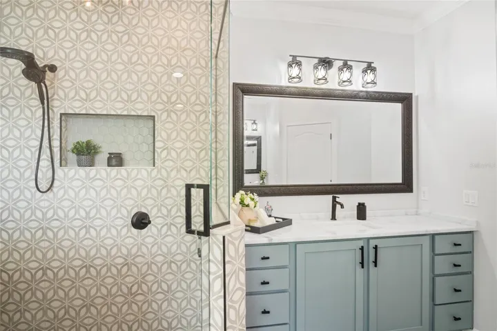 A tasteful choice of colors were used when creating this bathroom.