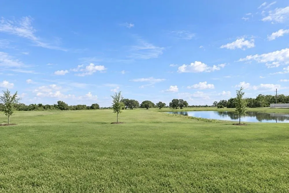13840 Shellmore Avenue - Ready Now!