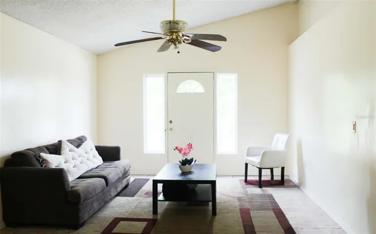 Living Room/ Virtually Stage