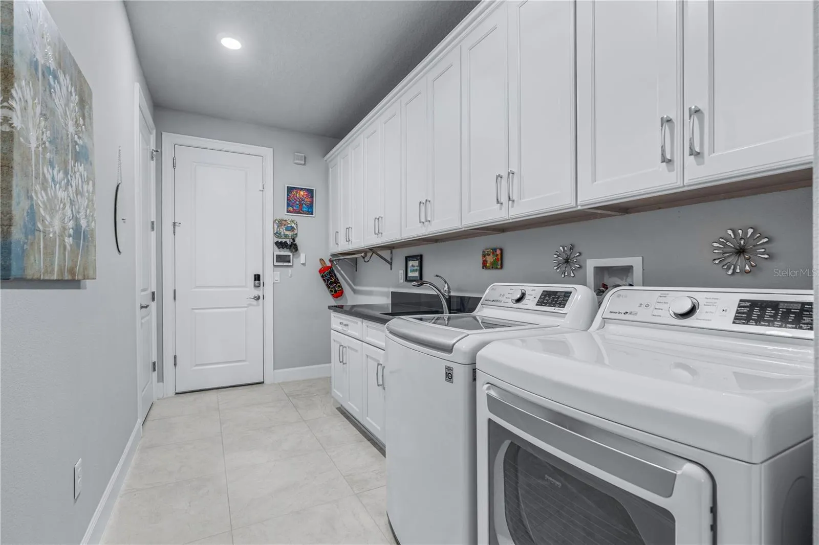Laundry Room w/Sink & Built-In Cabinetry