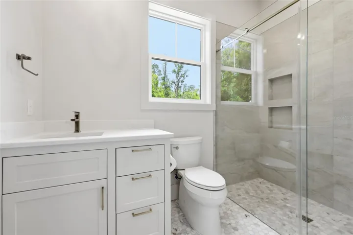 Guest Suite Bathroom 2