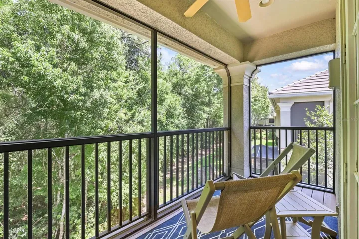 Private upstairs Primary Screened in Balcony