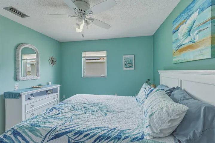 Guest can enjoy paradise, too.