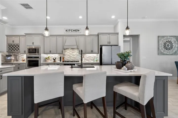 Spacious Kitchen Island