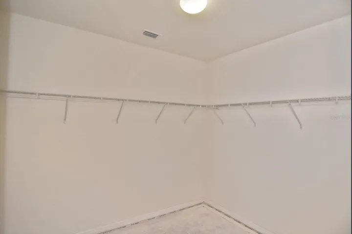 LARGE WALKIN CLOSET