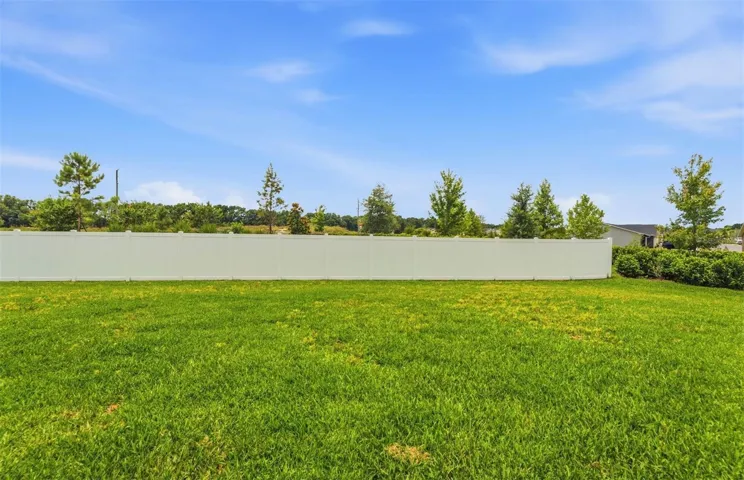 Homesite located on a cul-de-sac w/privacy in backyard